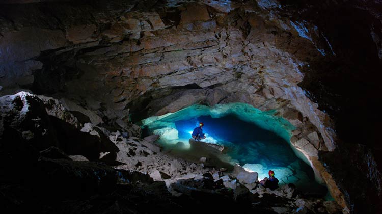 Lac souterrain dans les gorges du Tarn