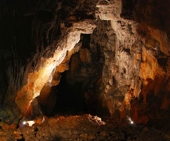 Bivouac spéléo à l'aven des Corneilles