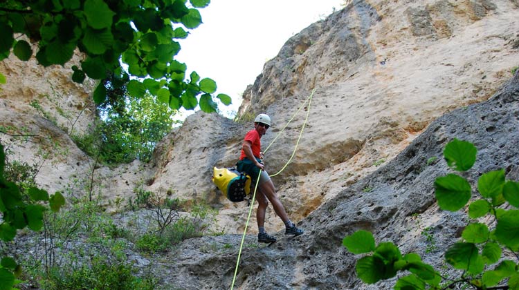 Rappel dans le canyon de Saint Marcellin