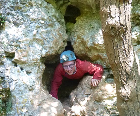 Sortie de la grotte de Prades