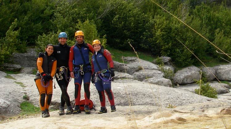 Groupe canyon en Sierra de Guara