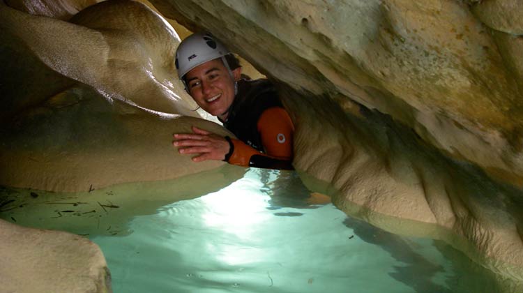 Siphon dans le canyon du Mascun